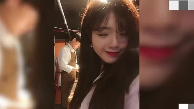 【韩国女神】韩国釜山美人妻婚内劈腿小鲜肉给老公戴绿帽！.mp4