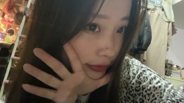 前女友 要 #结婚 了，把她约出来 #下药 #迷晕 后，再次重温以前的美好.mp4