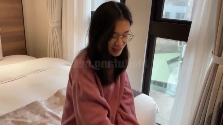 哪位兄弟老婆看不住的，一夜情反差少妇在外面偷腥被约炮大神爆操流出 1.mp4