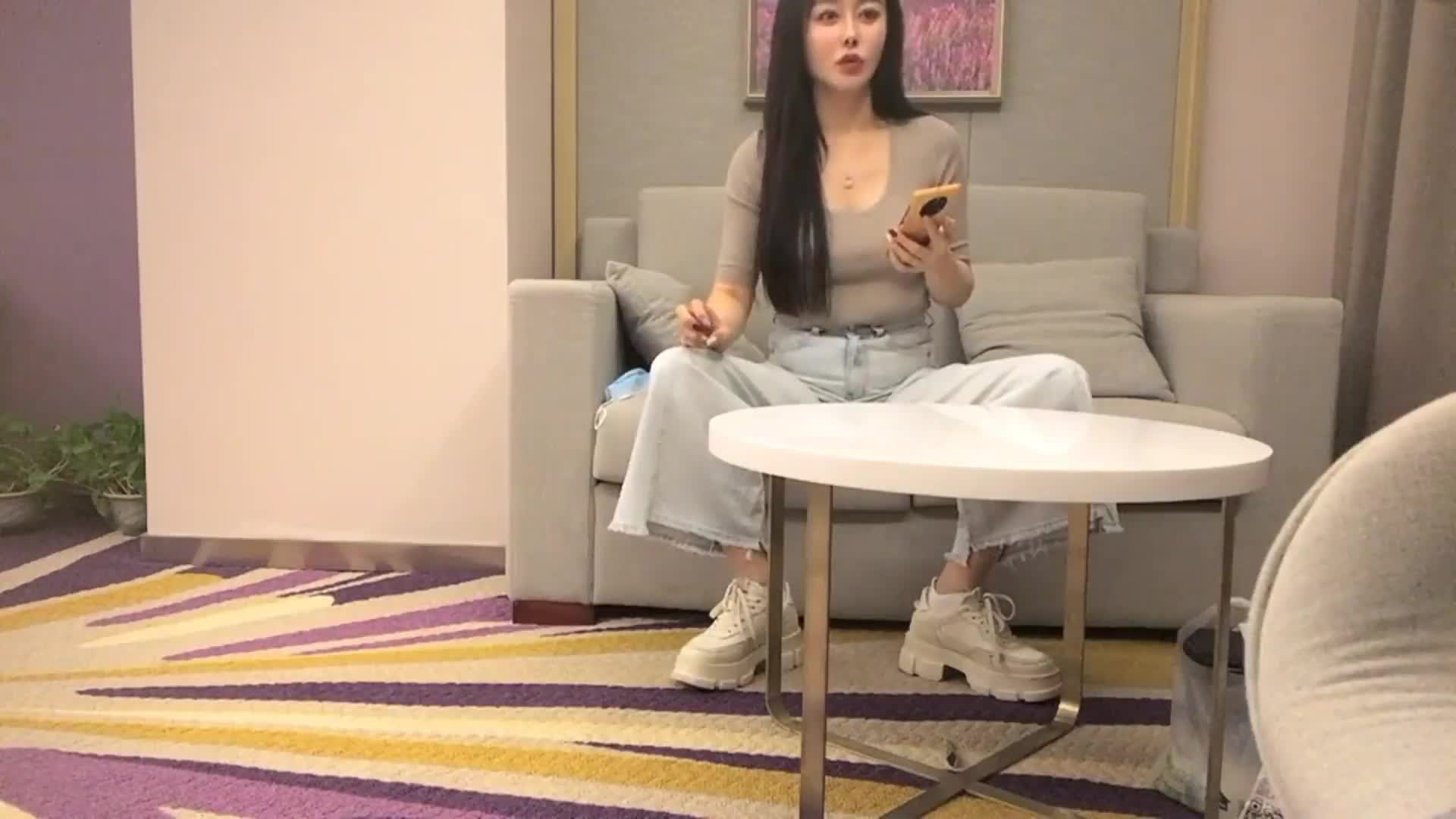 【探花精选】东北轻熟女大姐_哥们你换了八个姿势了牛_快点有点疼了_风韵犹存老江湖小伙根本搞不定.mp4