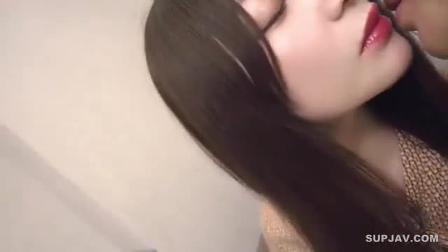 1796496238190866432.mp4