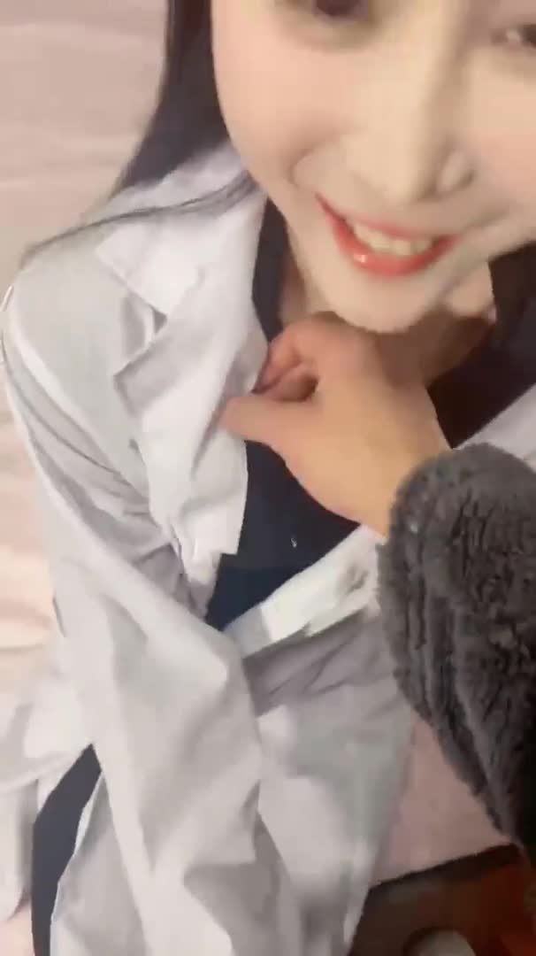 【留学日记】拜金女留学生回归!_勾引姐夫无套啪啪_2.mp4