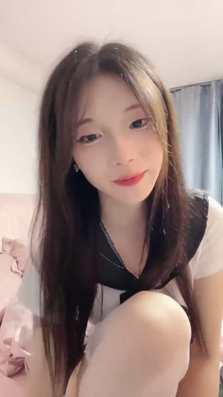 更多视频Telegram搜索@cn2048.mp4