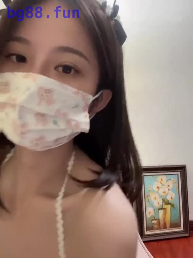 twitter_每日小视频@hsbsns66y_20230820_162923_1693299196697378890_video.mp4