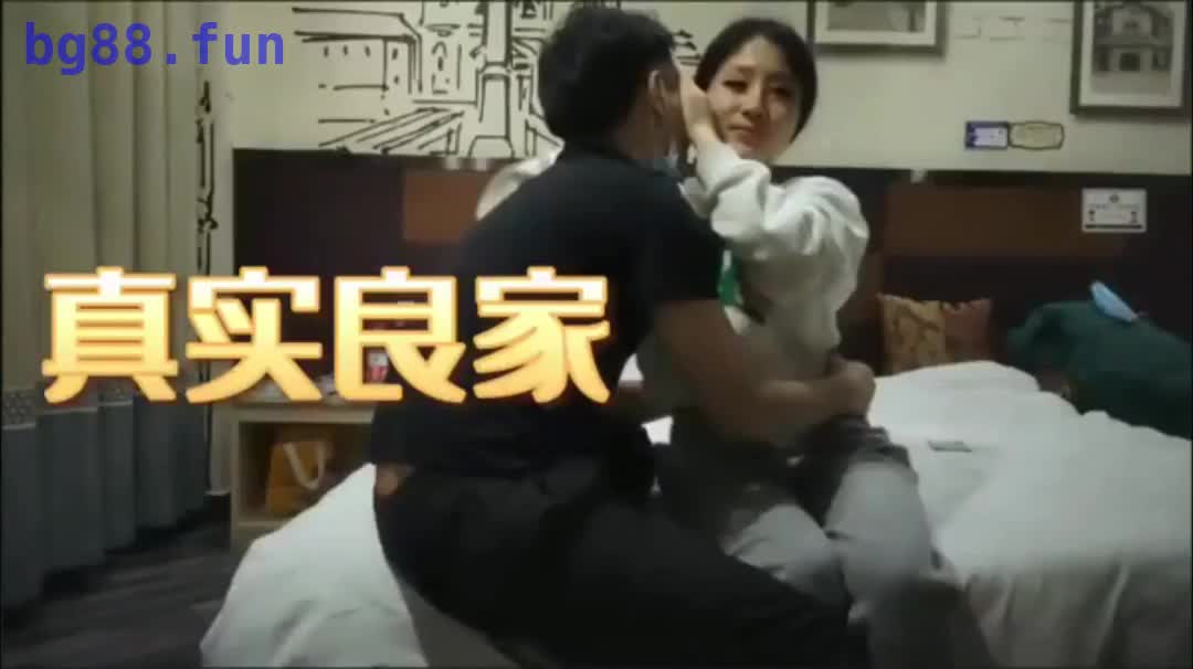 已婚少妇背着老公被我内射，要给我生娃让他老公养。哈哈.mp4
