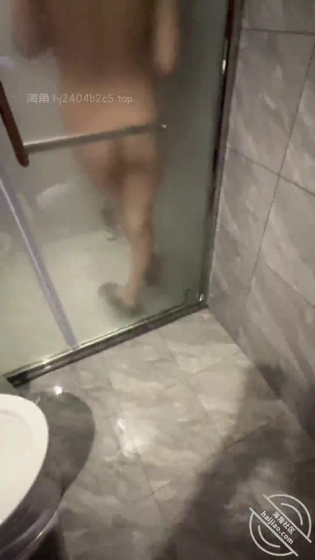 更多福利电报搜@HTHUB.mp4