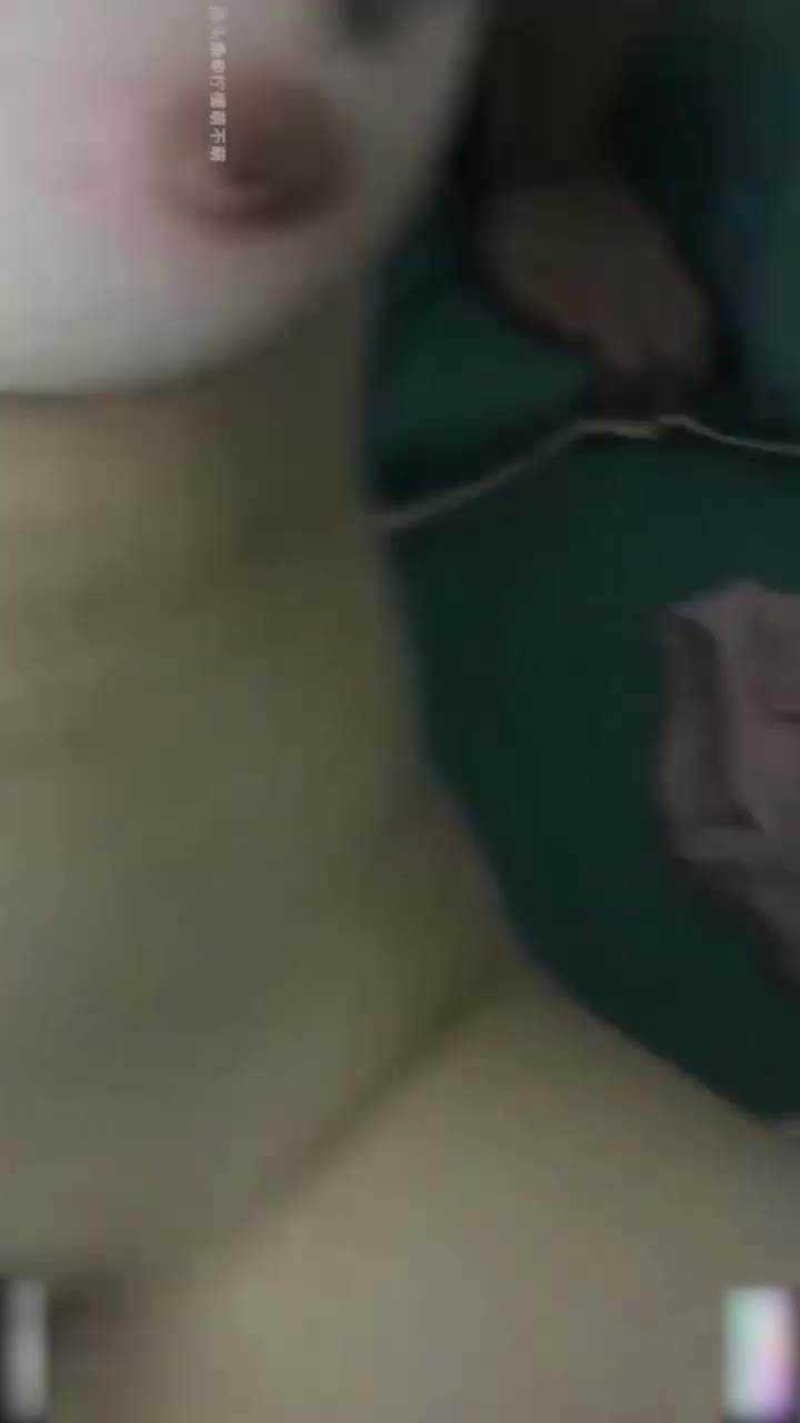 纯欲的外表与放荡的淫叫，情侣分手后被渣男出卖大合集.mp4