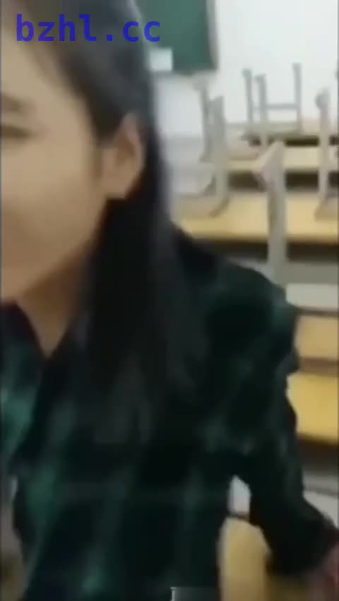 教室操逼.mp4