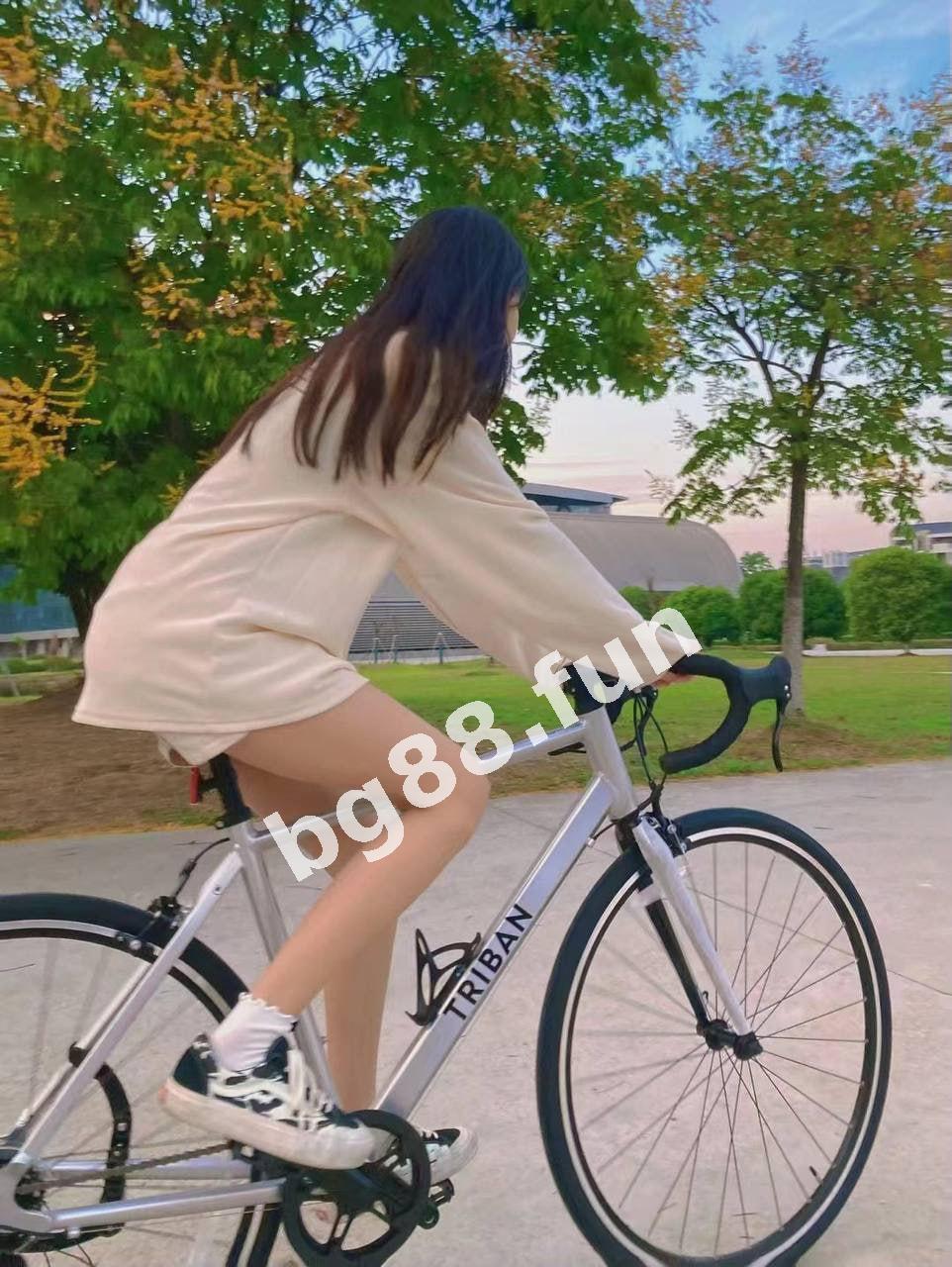 204e66ae46d7411181c617d2e09a8a7f.jpg