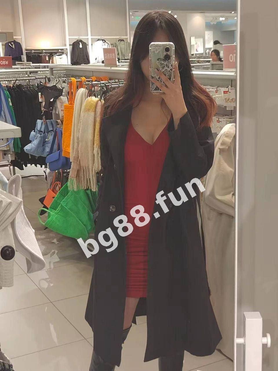 8ee8b049794140df843e83b988cf3f76.jpg