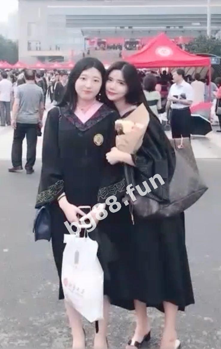 2ae55ac2014d49e8a1d3c6c3774e287a.jpg