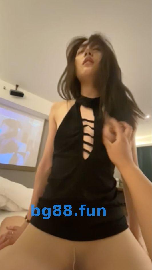 03c8000ebec844929167d4257bf59212.jpeg