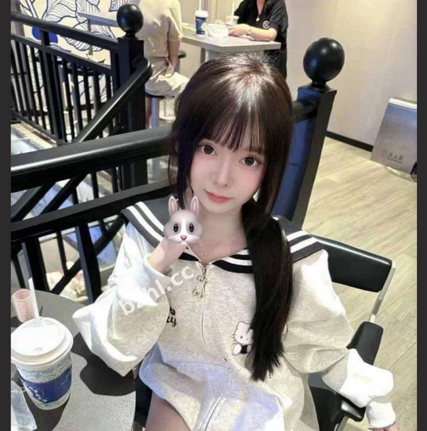 8da81a13236a4fe7809eac99ebf0d1c1.jpg