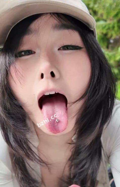 8b51da919be94bc08542855a61eb5bbf.jpg