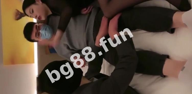 9987f736407b4f8d85f975cbcd29c177.jpeg
