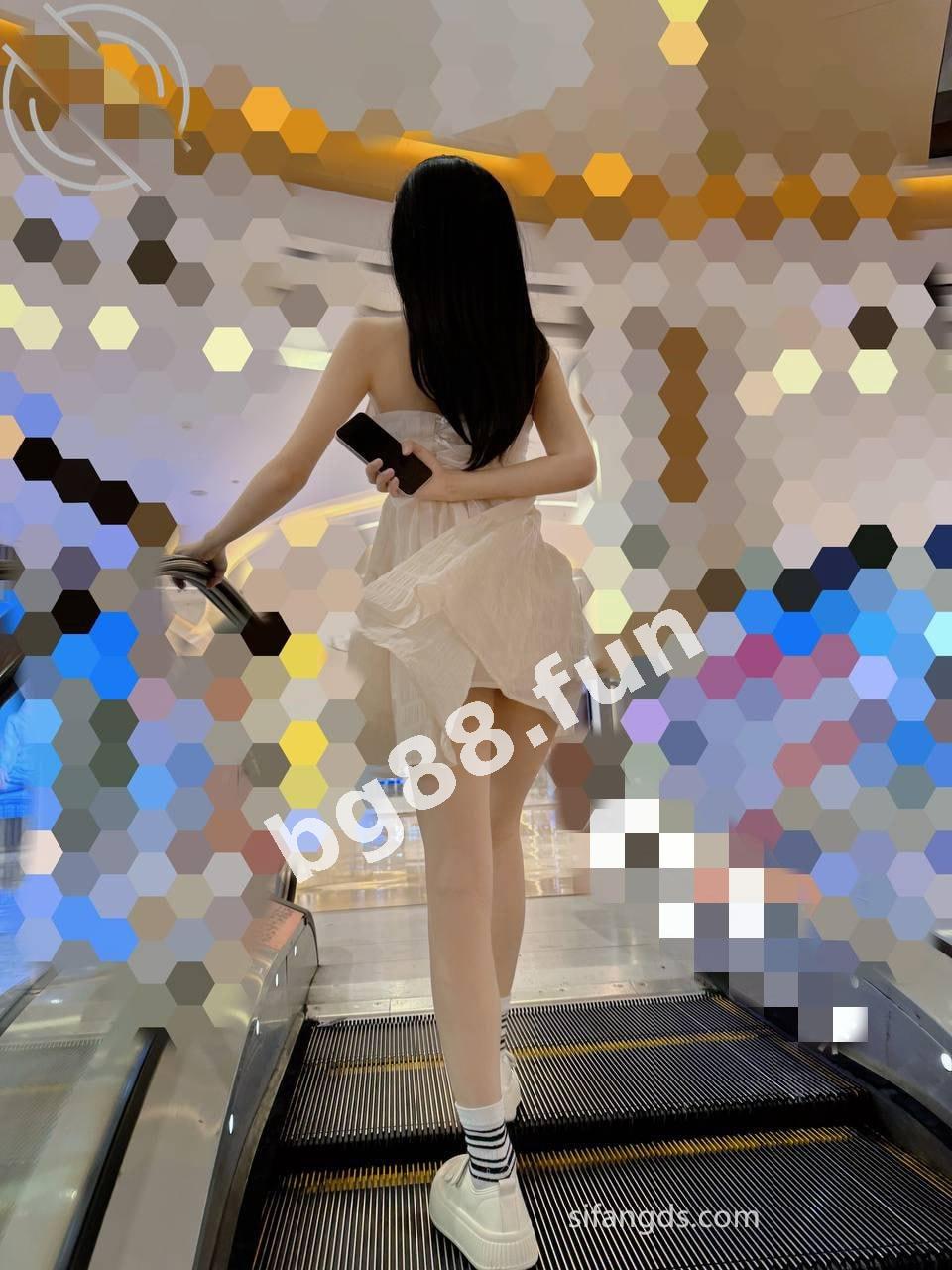 2fe5472cae17412496b7b09a78832cf1.jpg