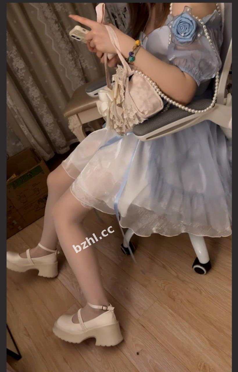 21faf6aed7de433292de5c643bcd71d9.jpg