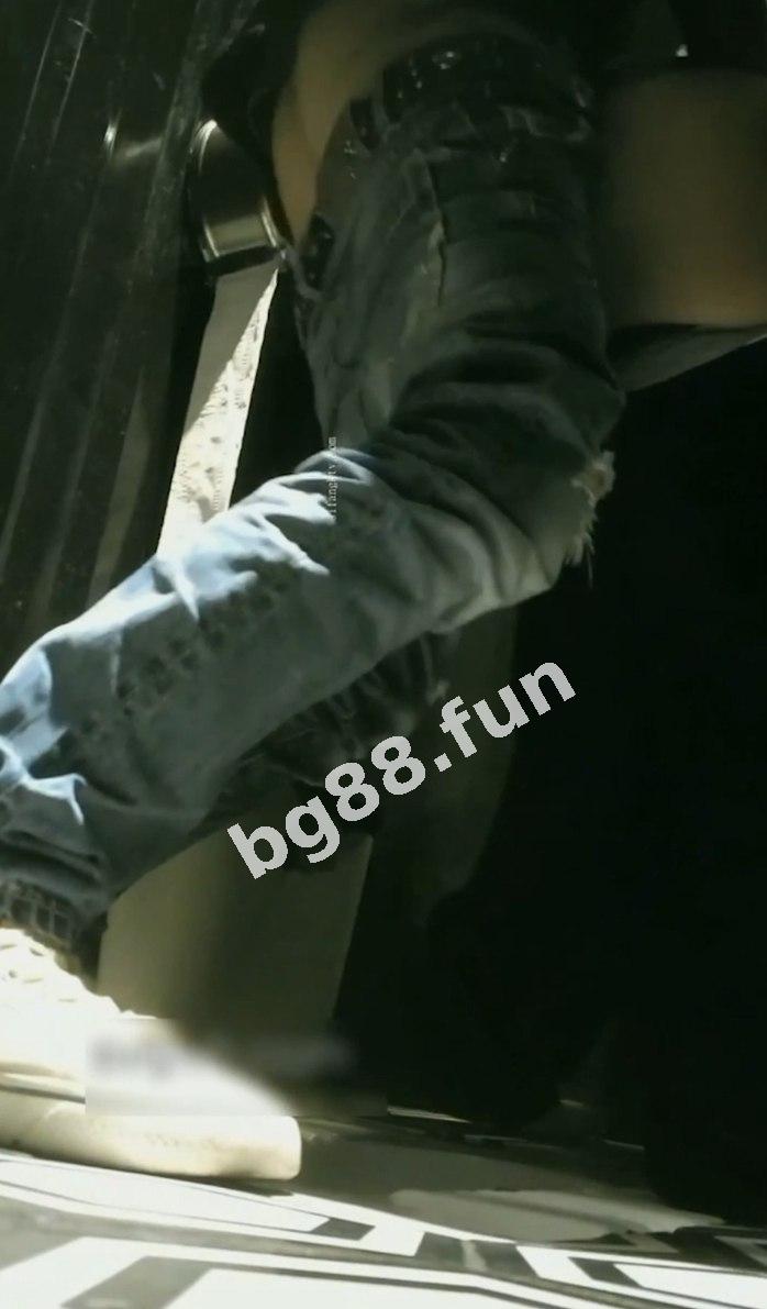 d97d551b961b4a5ab44de9426c365144.jpg