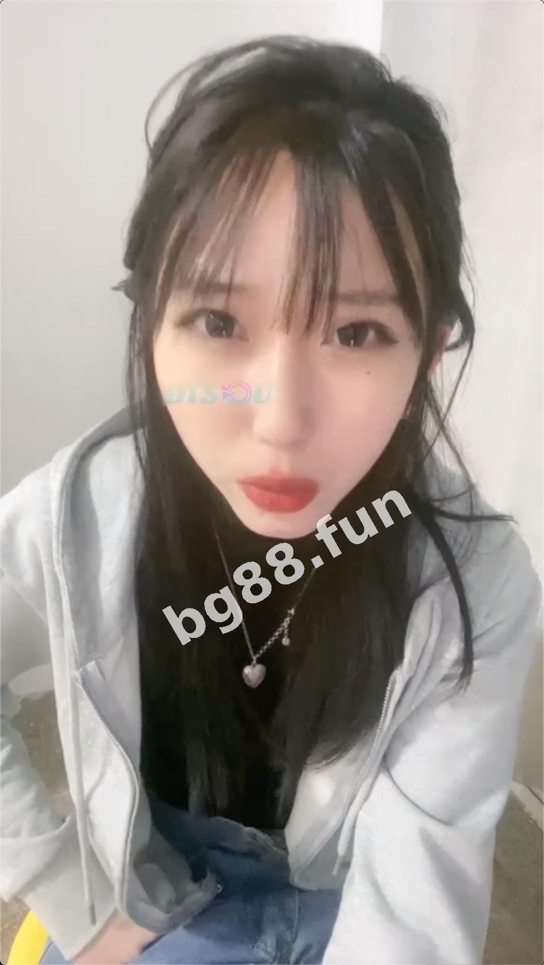 68f4213cc712436c94511e8d78114b65.jpeg