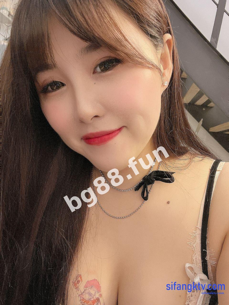 97288eaa1ae240cb8b4e350a62550c69.jpg