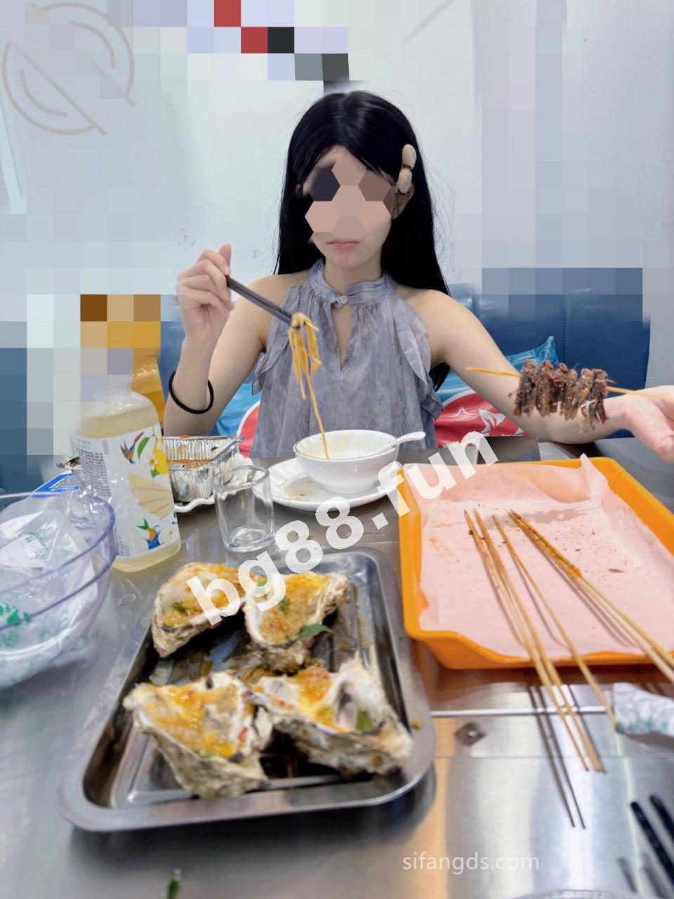 8ffda2bcbbd64a10aa6f92c8e699eeaa.jpg