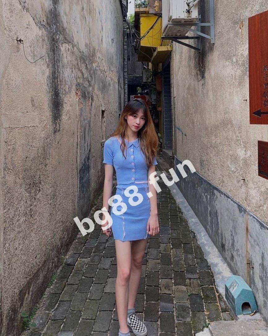 0c19c73e6eea4f568bd09da39614cc7f.jpg
