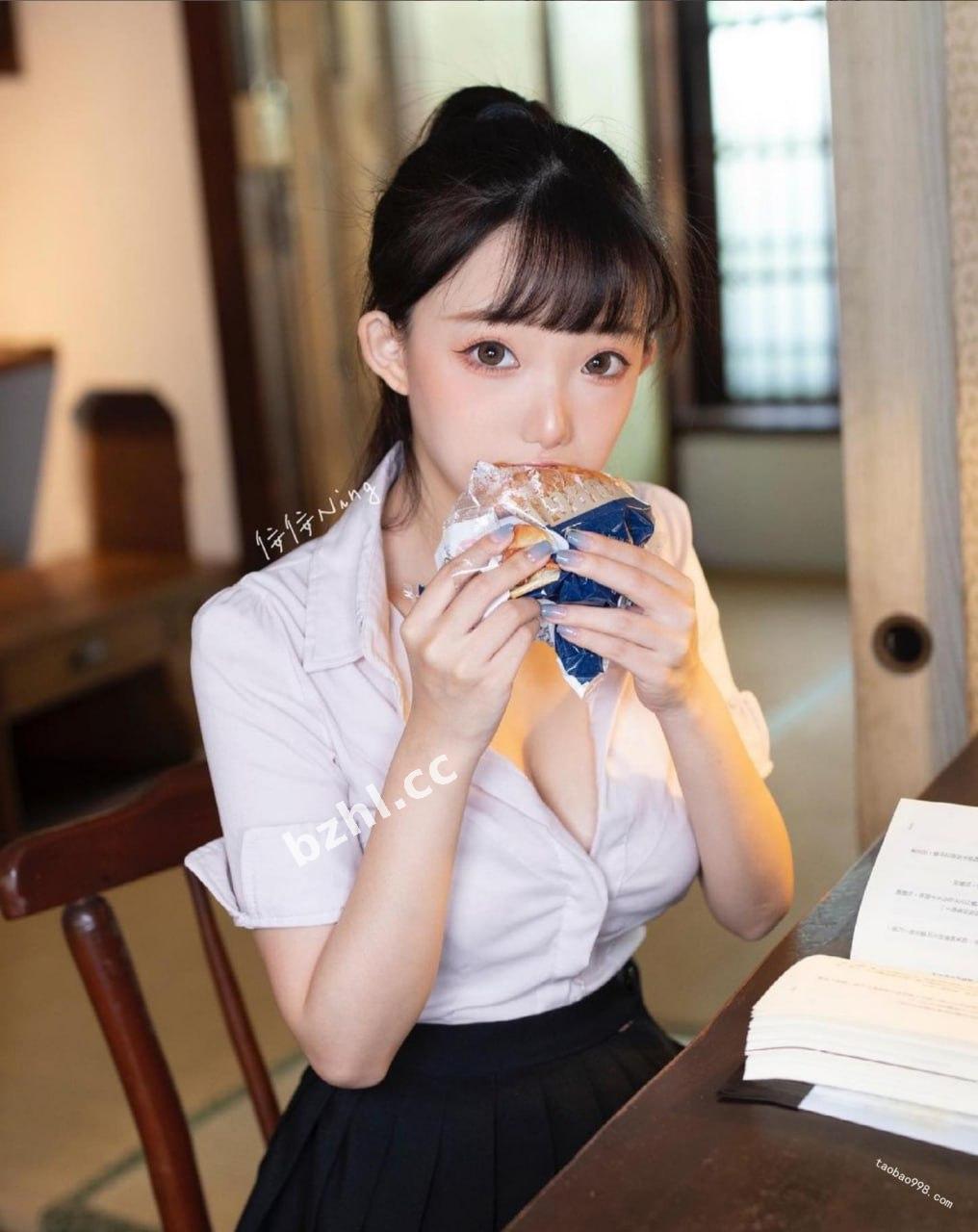 ff28a78a7ce243fcac5f1ff5c5fe90fd.jpg