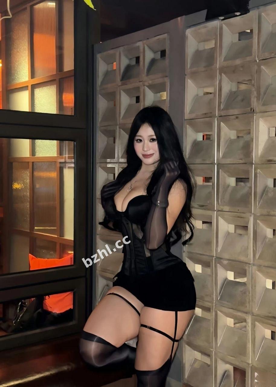 8ee593fd2f664a0497310b2b544cdd1c.jpg