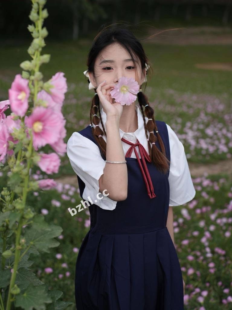 a7adb36cd8be405ea622ef8c326ba392.jpg