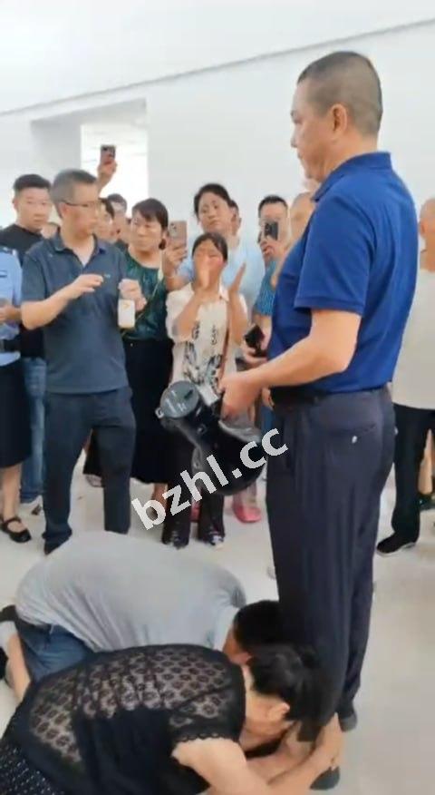 dbc3dd0a191c41298fb853d3df4ea0b4.jpg