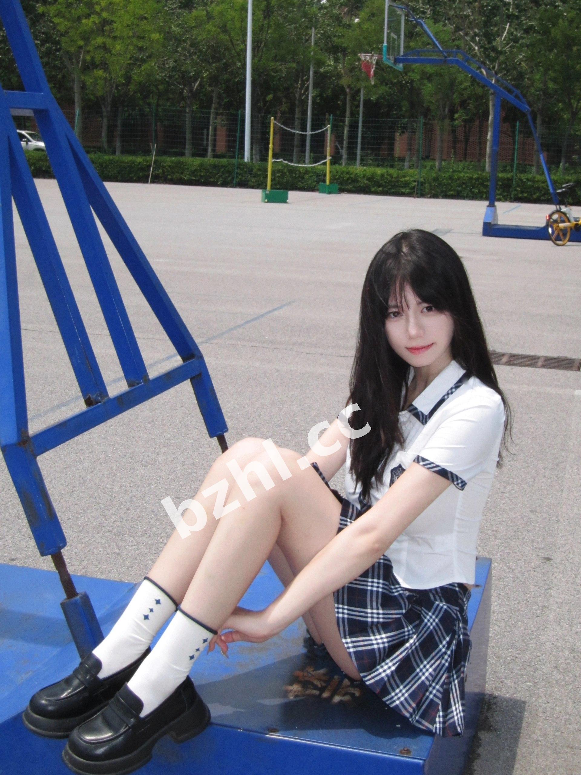 9831e0c8a19d40fba9326d6893db36dd.jpg