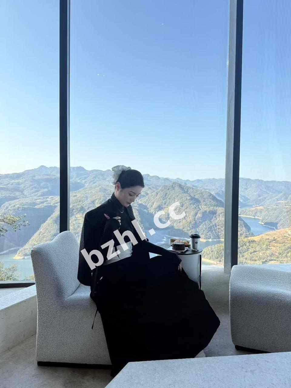 浙江苍南音乐老师洪冬暖出轨丑闻！原配酒店捉奸，掀床翻戏超炸