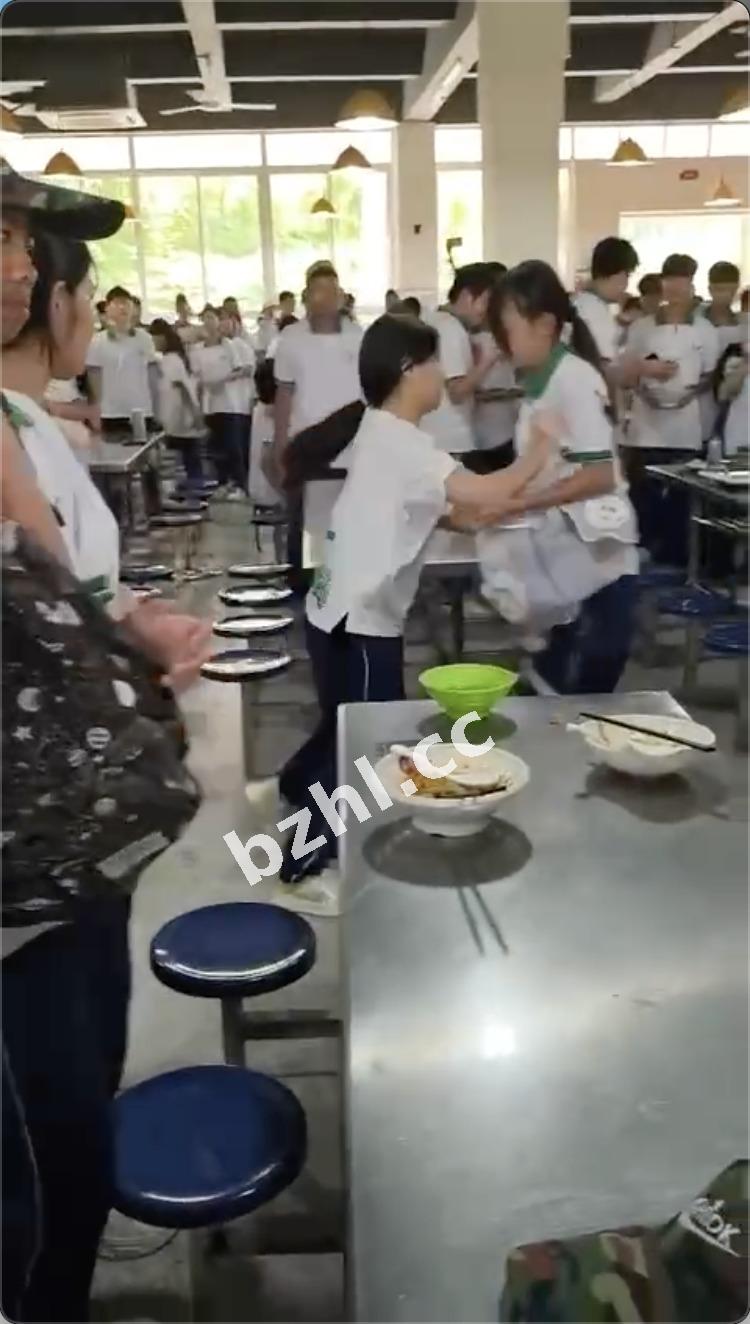 32519ca2d56d41b8ae84cc74a40f8c37.jpeg