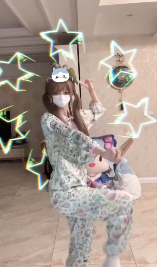 e1886ef1a7e142d78df4fed0ed8d9a90.png