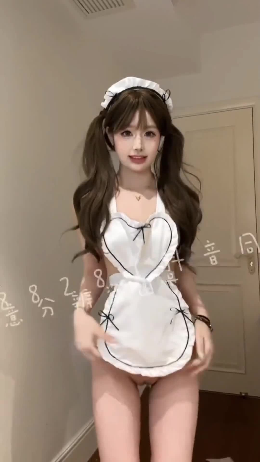 可爱小萝莉性感女仆骚舞小姐姐热舞合集.mp4