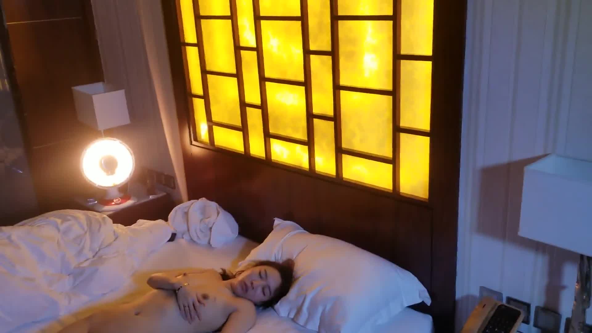 迷奸晓雅.mp4
