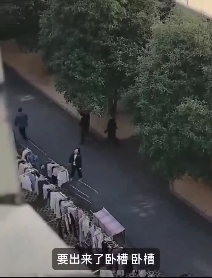 湖北武汉一学校，学生无故死亡.mp4