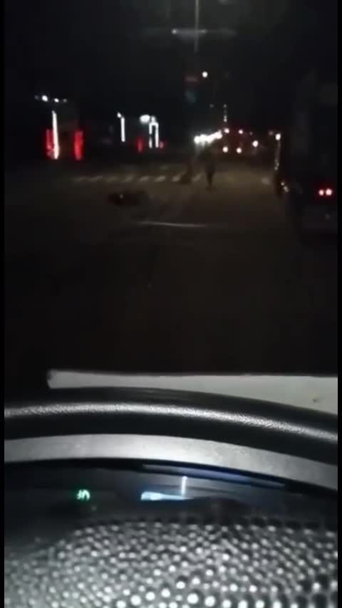 断头车祸 人头落地.mp4