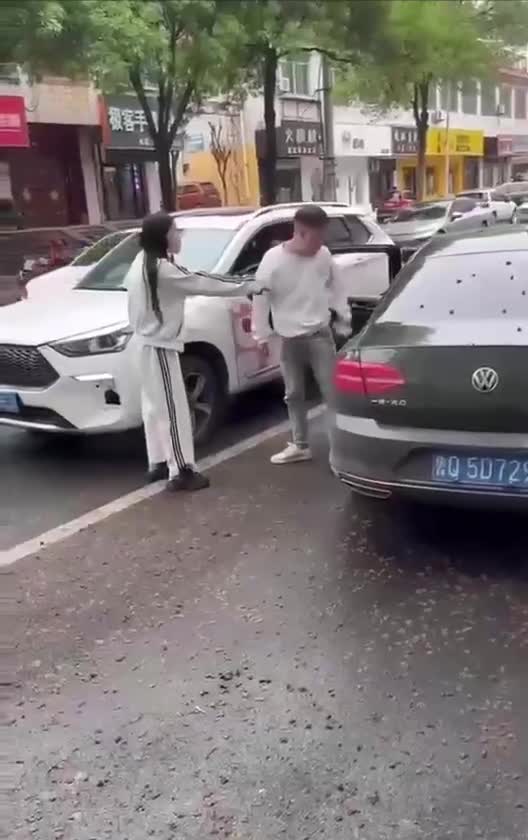 给大家看看仙女写小作文的能力.MP4