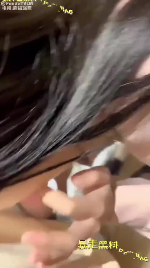 少女杀手约炮大神 只约女大女高，跟随17岁清纯女高三学生卫生间吃鸡后入提屌开干_副本.mp4