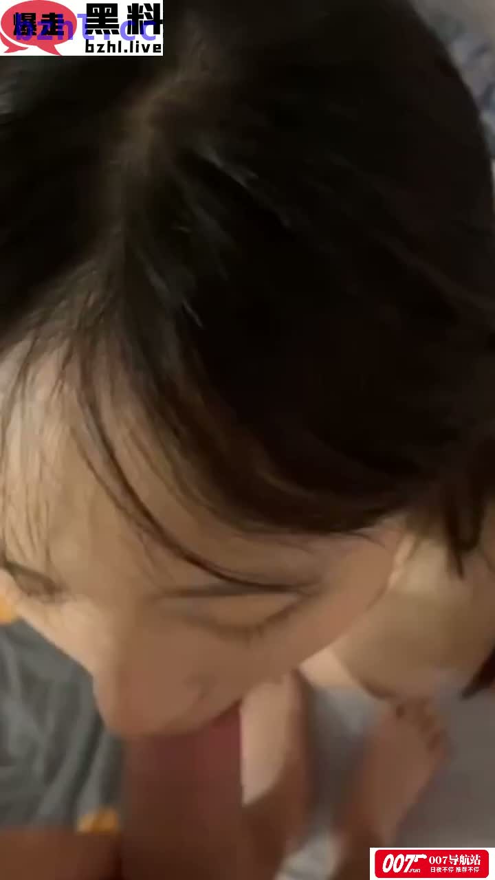 南京艺术学院新生 孟馨予 高颜值的反差母狗 
