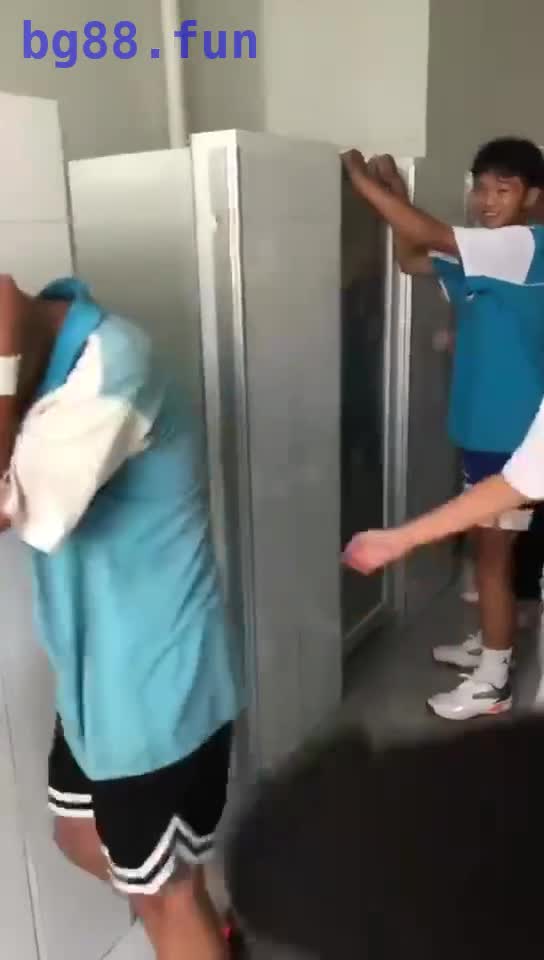 video_2023-08-12_14-01-14.mp4